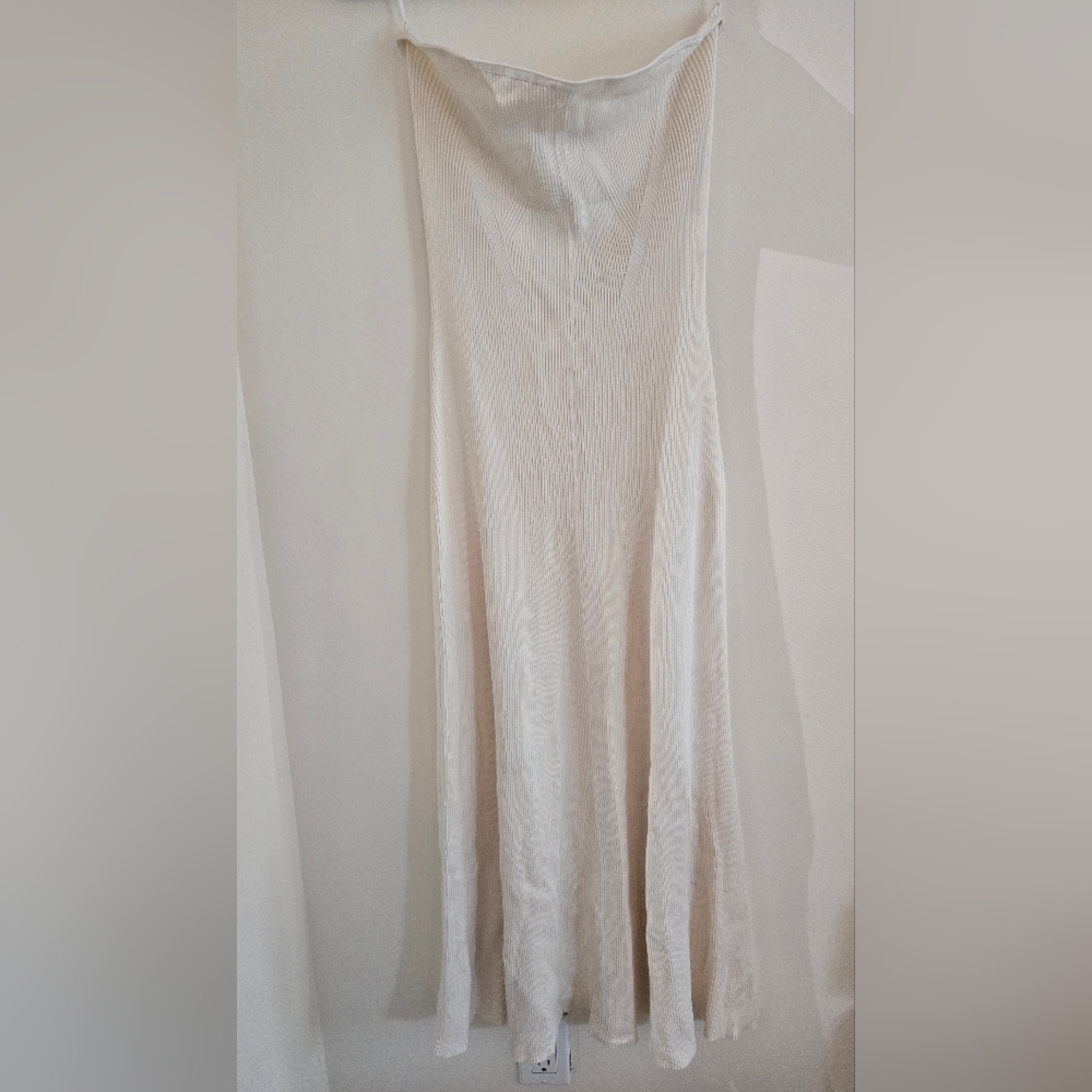 Cream Strapless Gown for Weddings - Picture 2 of 4